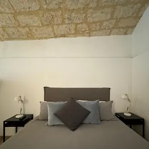 Landlord 31- Old Town Affittacamere Bari